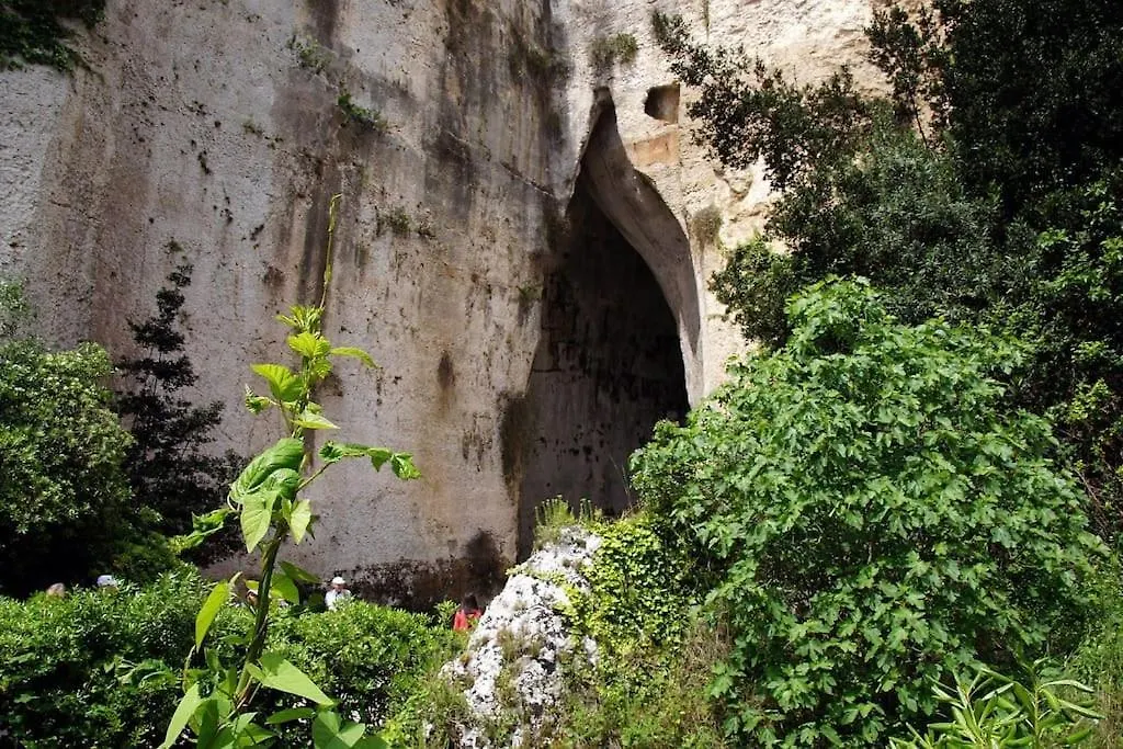 Apartment Melitzana Guest House Syracuse