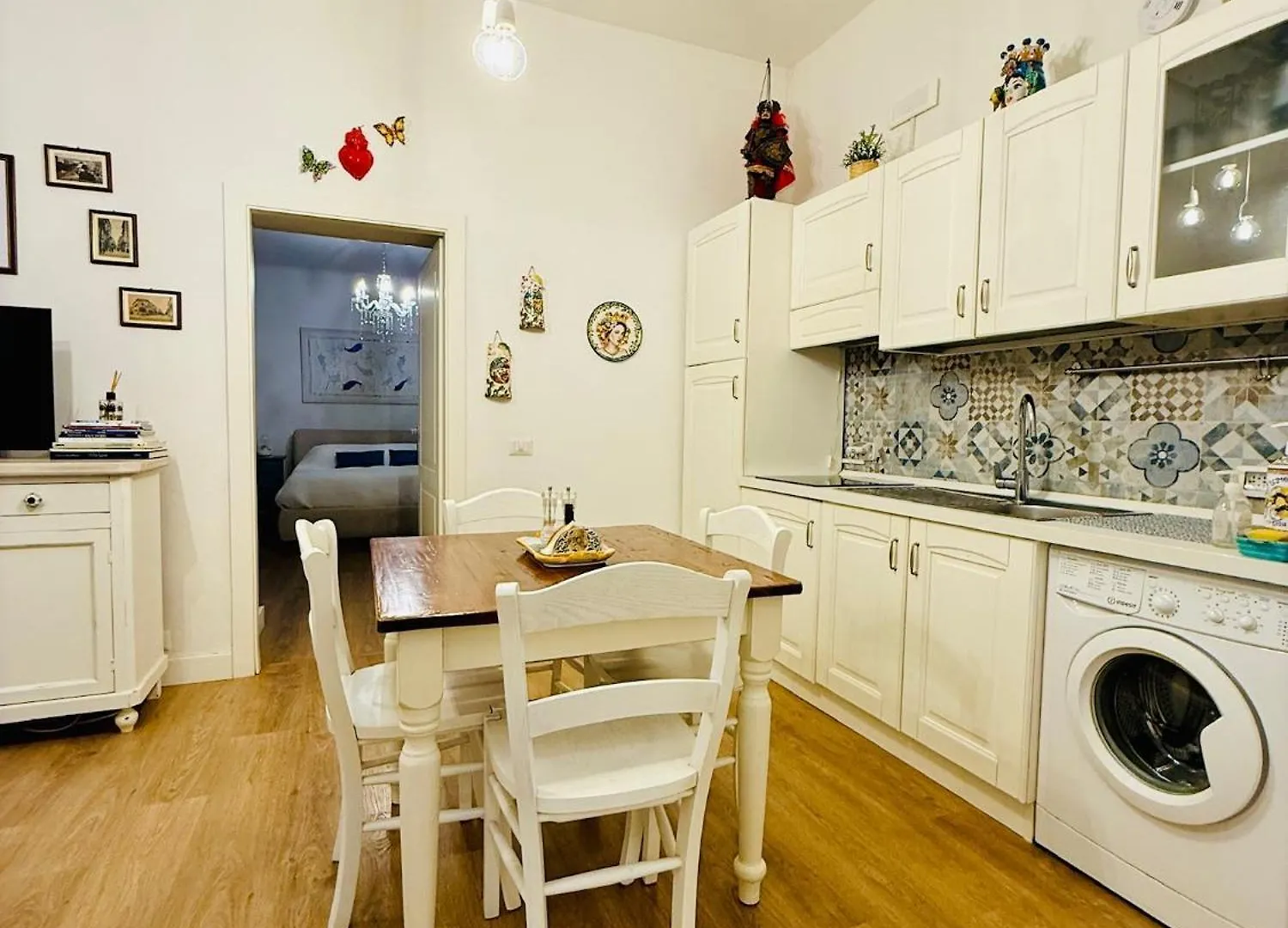 Melitzana Guest House Syracuse
